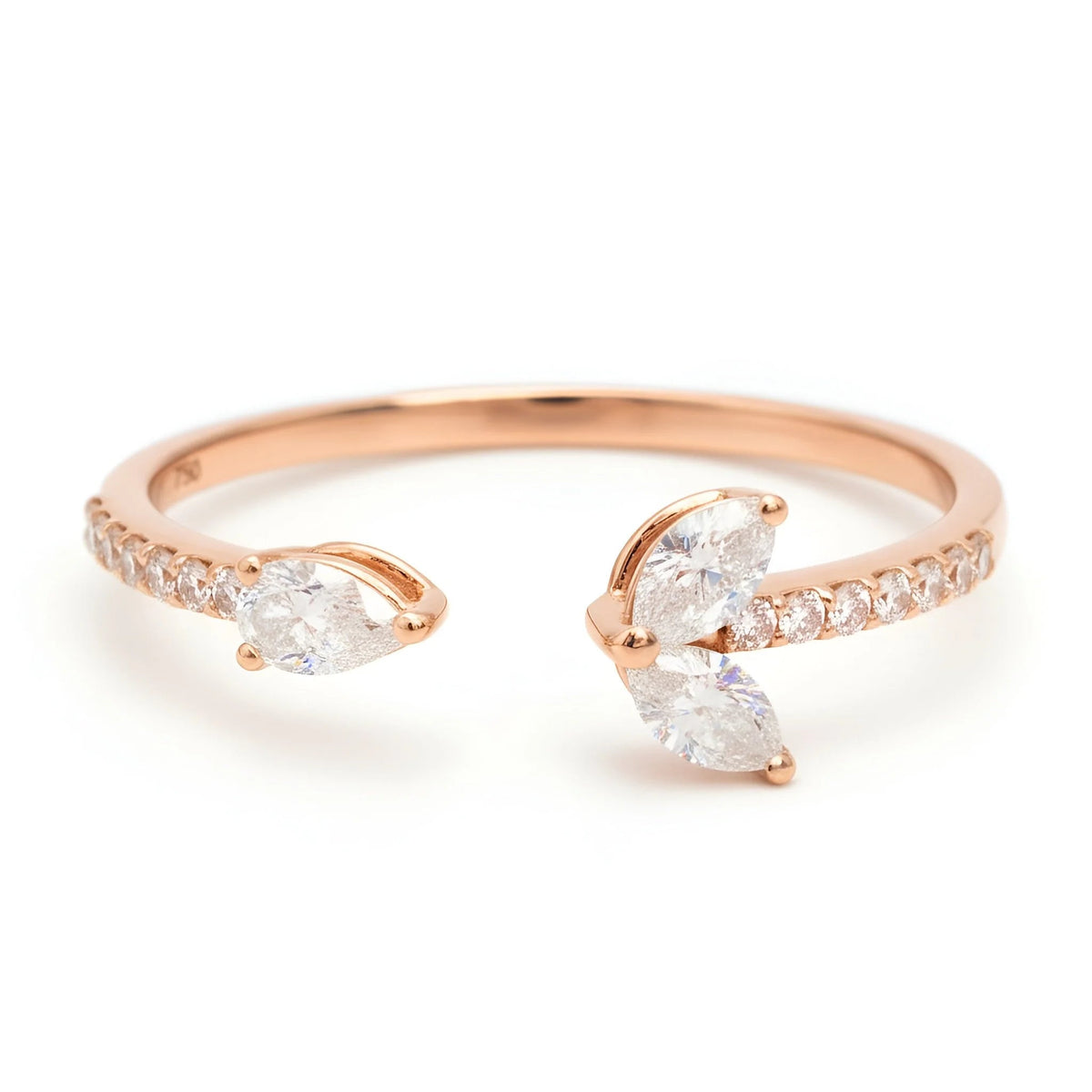 18k Rose Gold Shooting Star Radiant Natural Diamond Ring - Malikka LondonRingsMalikka