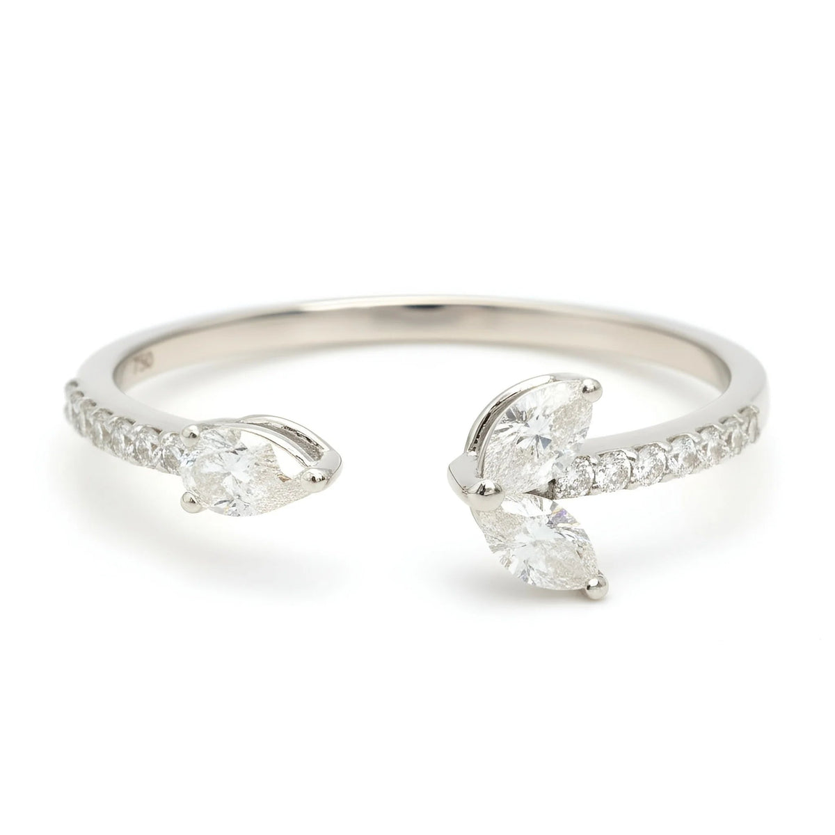 18k White Gold Shooting Star Natural Diamond Elegance Ring - Malikka LondonRingsMalikka