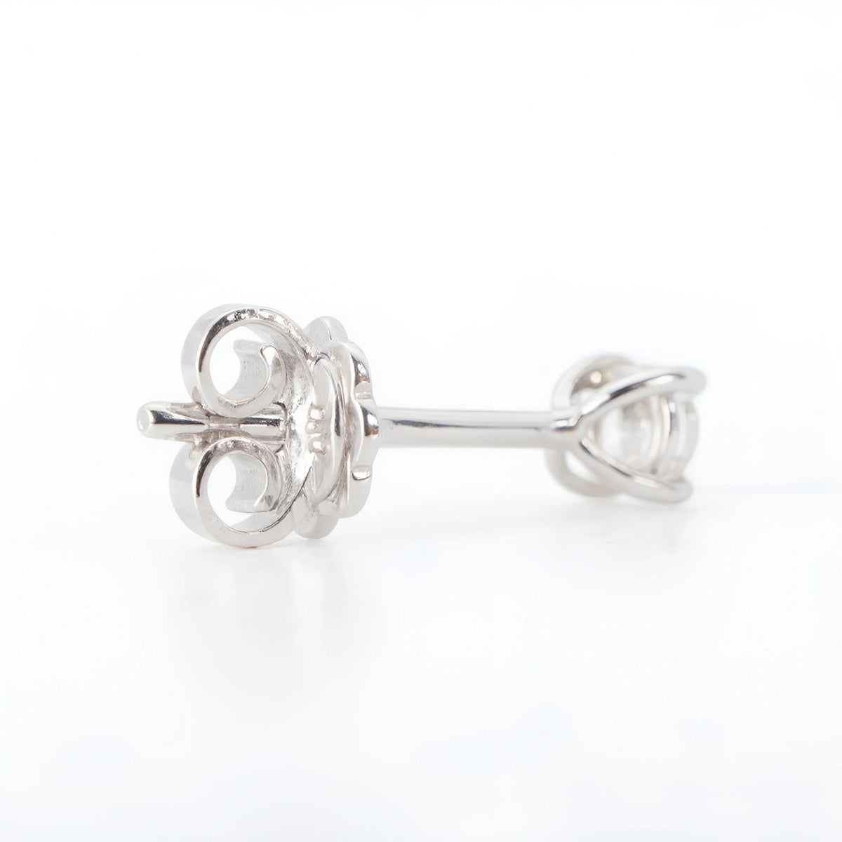 Brilliance Natural Diamond 18k White Gold Stud Earrings - Malikka LondonEarringsMalikka