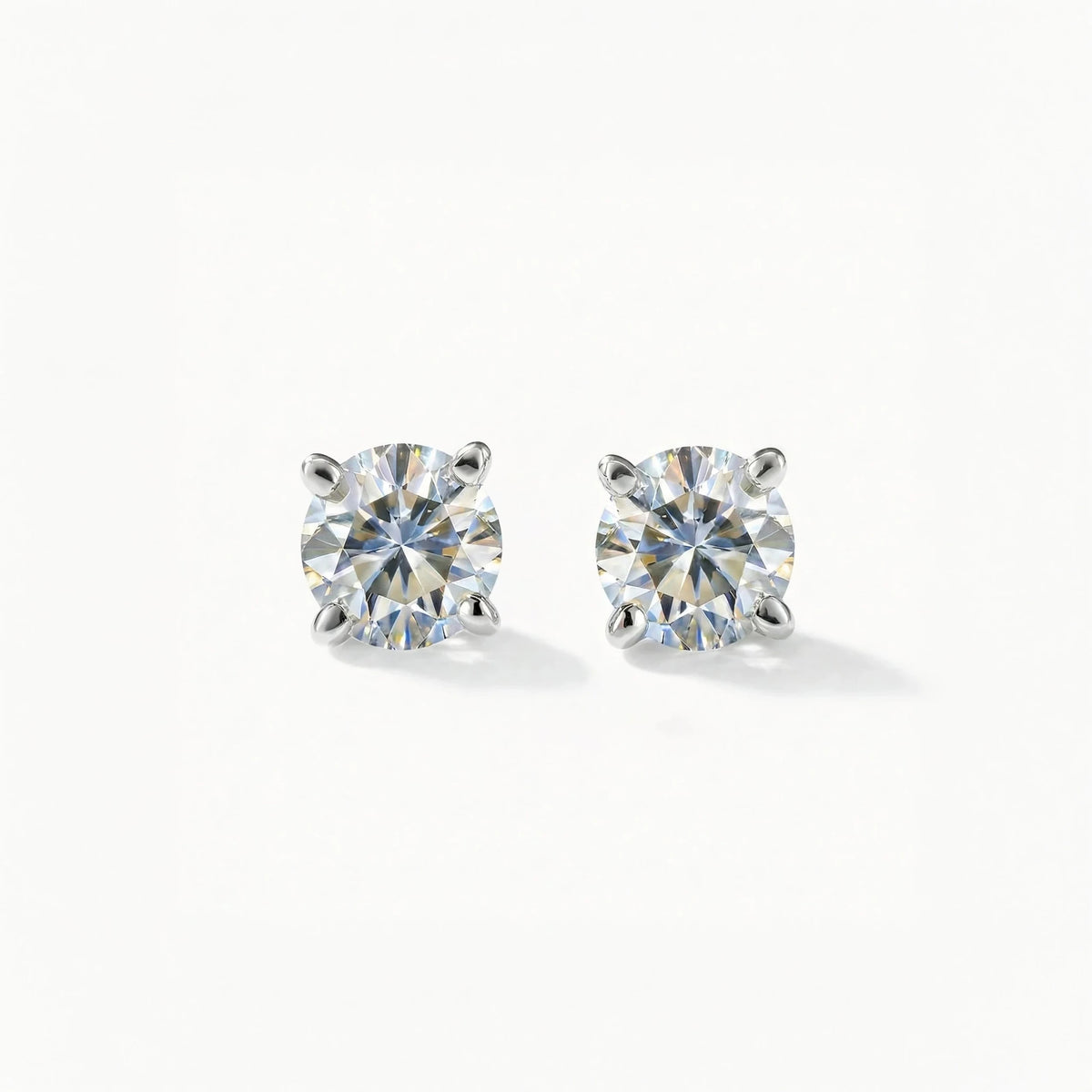 Brilliance Natural Diamond 18k White Gold Stud Earrings - Malikka LondonEarringsMalikka